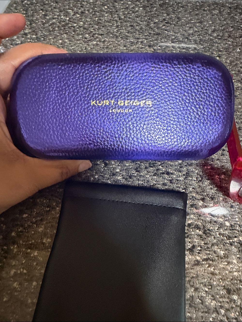 Kurt Geiger barbie Pink Sunglasses and hard case - Picture 4 of 6